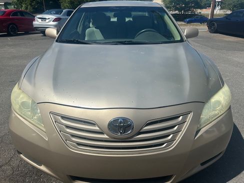 Used 2008 Toyota Camry FWD image 9