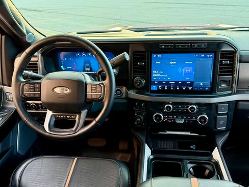 Used 2024 Ford F350 Platinum image 26