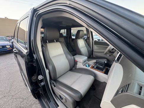 Used 2008 Jeep Grand Cherokee Limited image 18