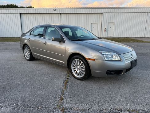 Used 2009 Mercury Milan Premier image 4