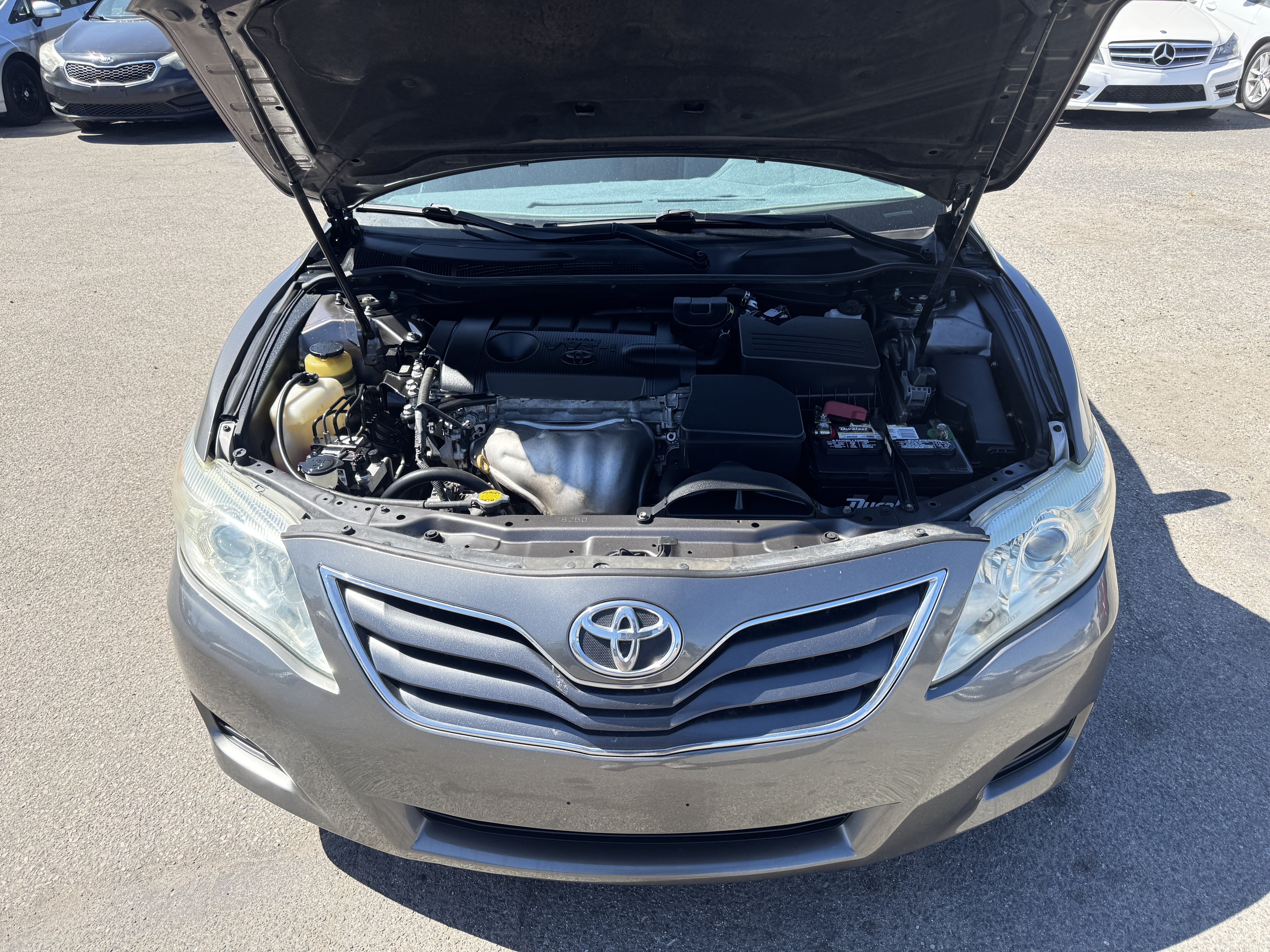 Used 2011 Toyota Camry LE FWD image 23