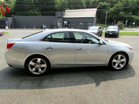 Used 2013 Chevrolet Malibu LTZ FWD image 5