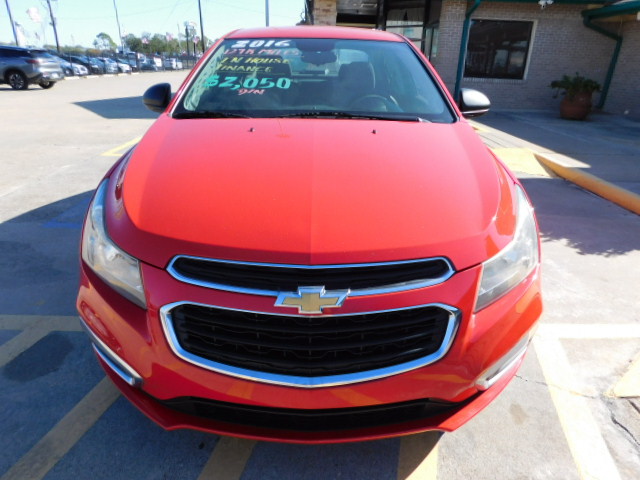 Used 2016 Chevrolet Cruze Limited LS Sedan FWD image 3