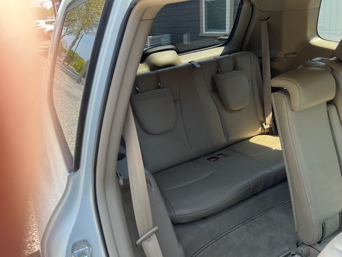 Used 2010 Toyota Highlander 4WD SE image 11
