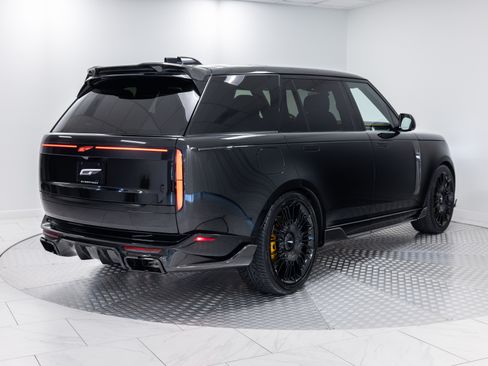 Used 2025 Land Rover Range Rover SE image 5