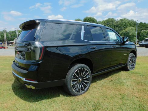 New 2025 Chevrolet Tahoe High Country image 14