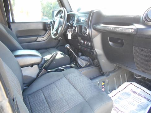 Used 2012 Jeep Wrangler 4WD Sport image 9