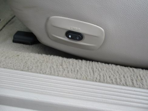 Used 2008 Mercury Grand Marquis LS image 17