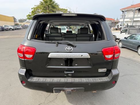 Used 2011 Toyota Sequoia Limited image 7