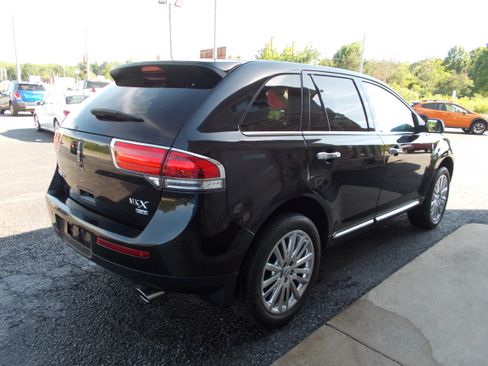 Used 2015 Lincoln MKX AWD w/ Premium Package image 5
