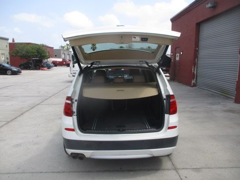 Used 2014 BMW X3 xDrive28i image 12