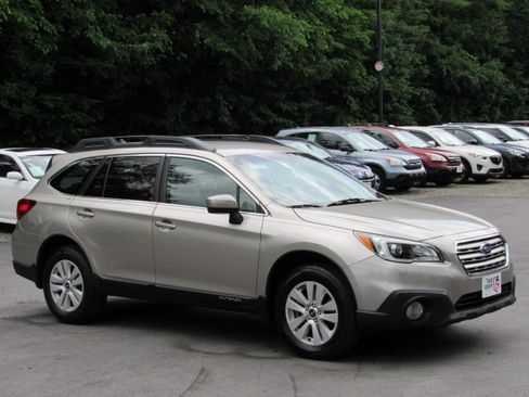 Used 2015 Subaru Outback 2.5i Premium AWD/4WD image 13