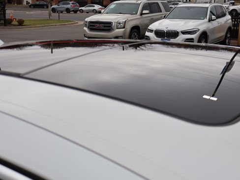 Used 2022 BMW X4 xDrive30i image 11