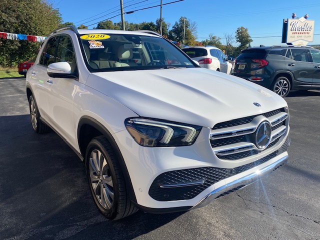 Used 2020 Mercedes-Benz GLE 350 4MATIC image 3