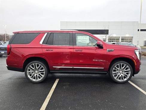 New 2026 GMC Yukon Denali image 9