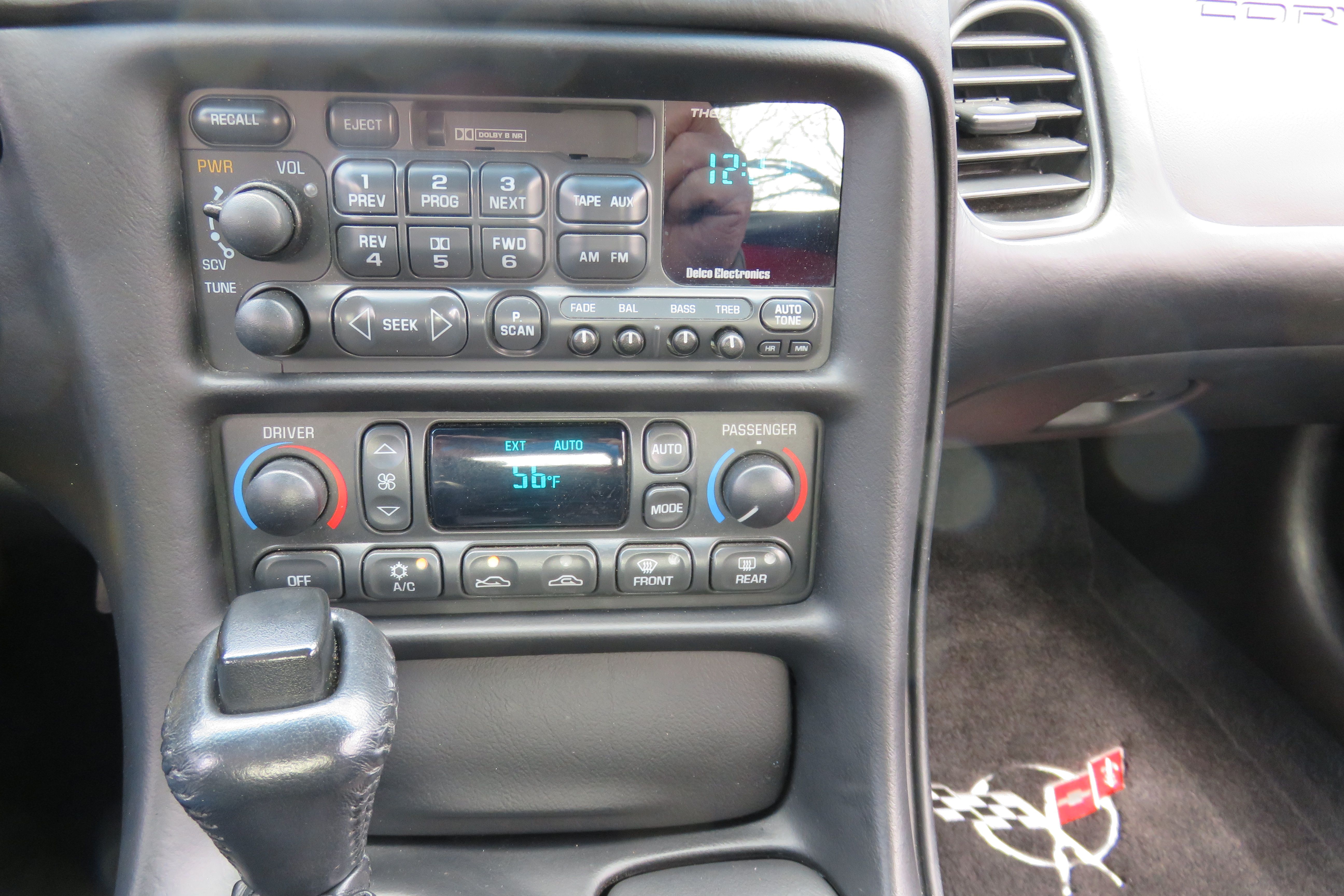 Used 2003 Chevrolet Corvette Convertible RWD image 24