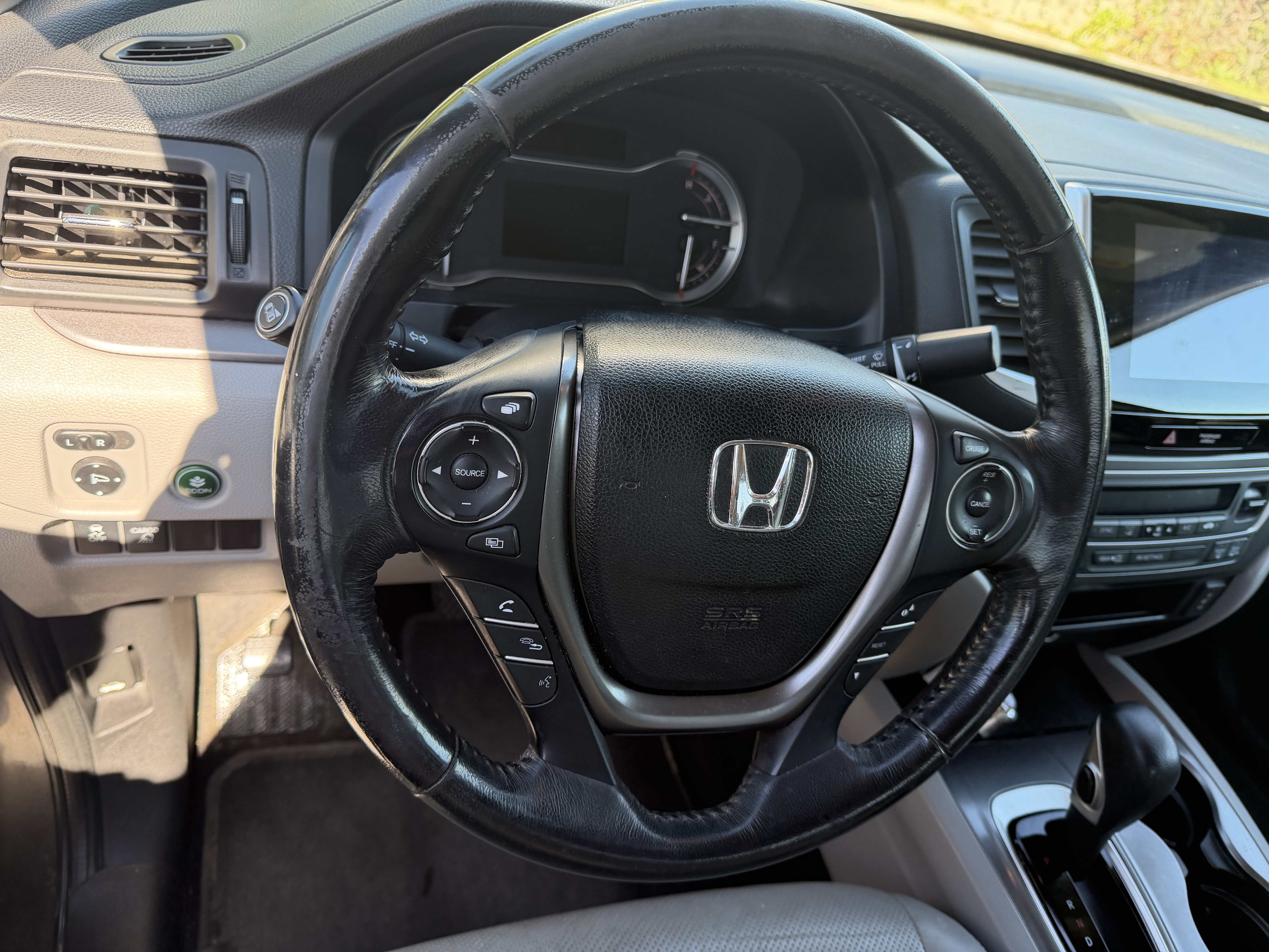 Used 2018 Honda Ridgeline RTL-T image 17