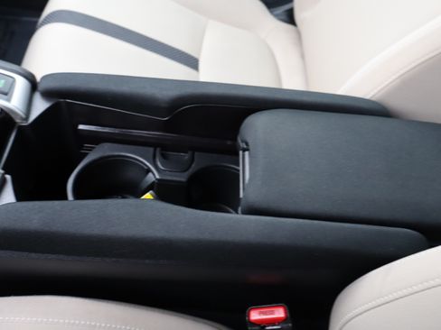 Used 2019 Honda Civic EX image 27
