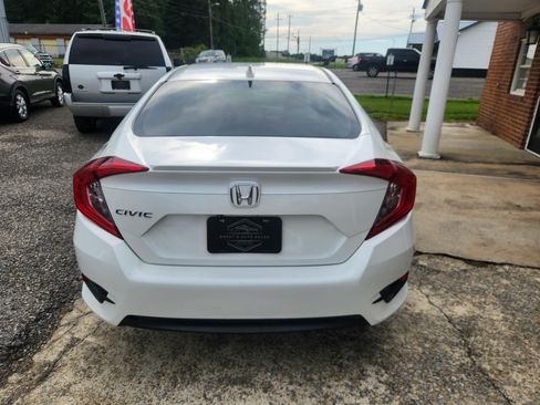 Used 2018 Honda Civic EX-T Sedan image 8