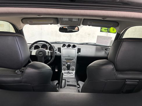 Used 2003 Nissan 350Z image 14