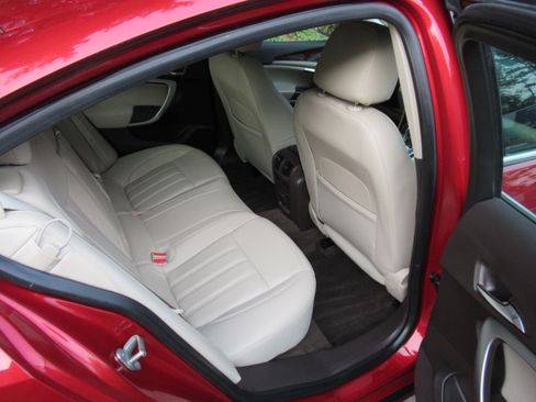 Used 2014 Buick Regal Premium FWD image 18