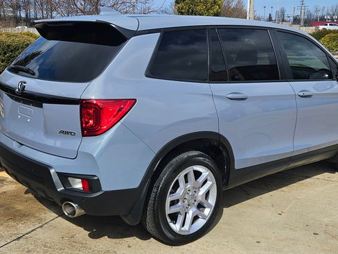 Used 2025 Honda Passport EX-L image 1