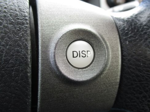 Used 2011 Toyota RAV4 image 34