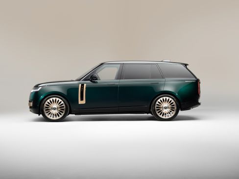 Used 2026 Land Rover Range Rover LWB SV AWD/4WD image 2