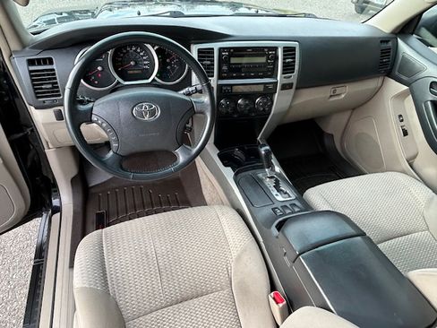 Used 2006 Toyota 4Runner SR5 image 16