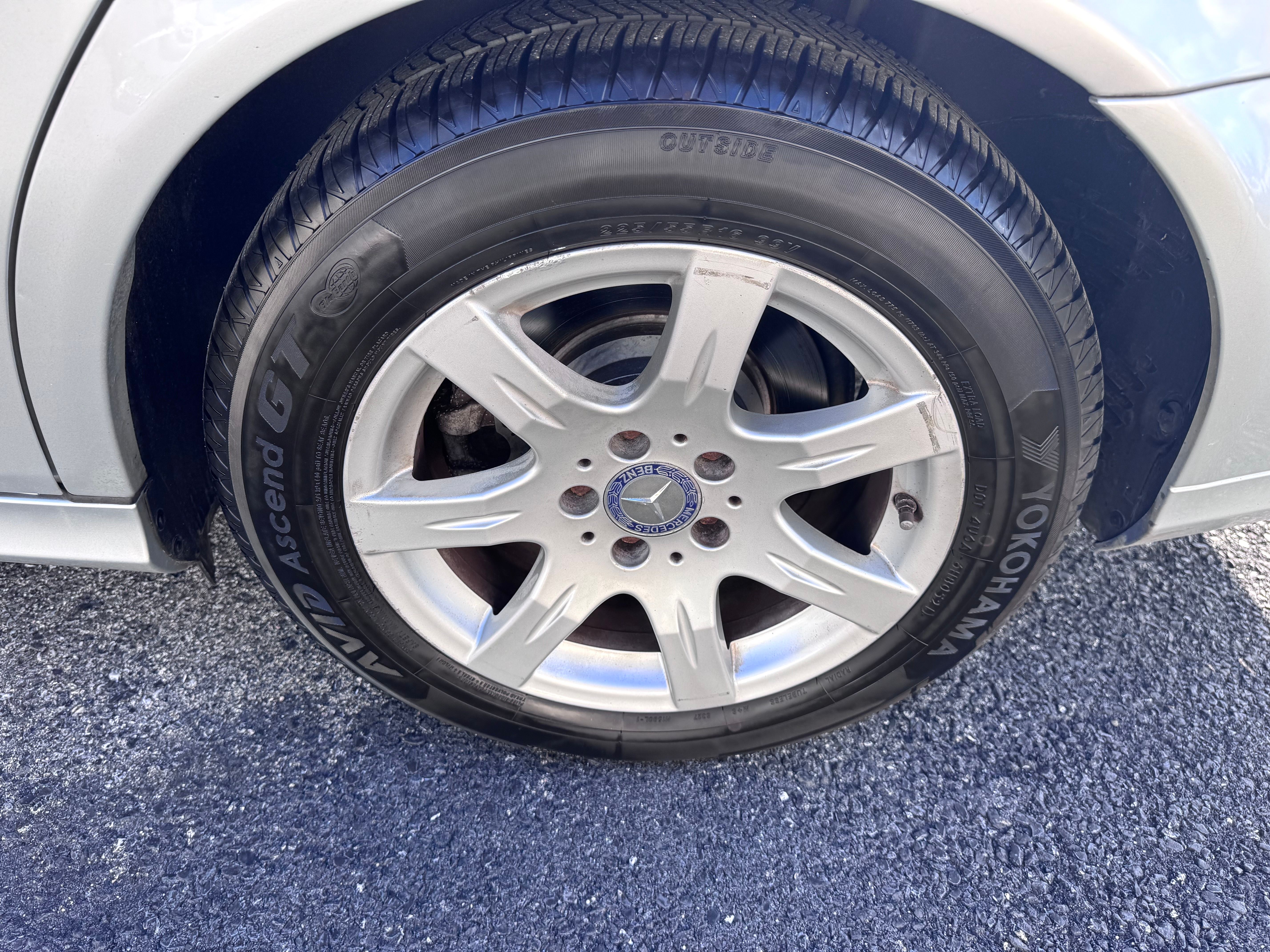 Used 2007 Mercedes-Benz E 320 image 11