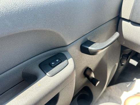 Used 2013 Chevrolet Silverado 2500 RWD image 10