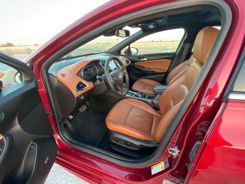 Used 2017 Chevrolet Cruze Premier image 15