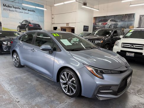 Used 2021 Toyota Corolla SE Sedan w/ Premium Package FWD image 8