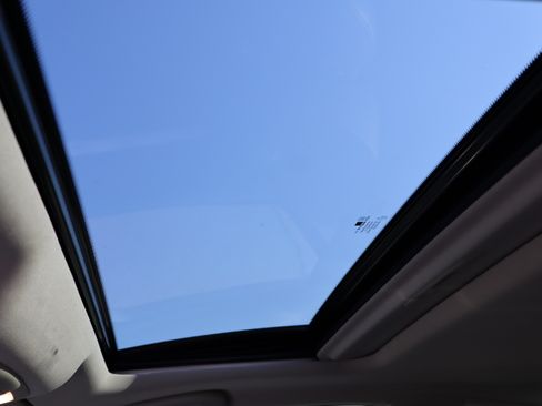 Used 2013 INFINITI G37 image 31