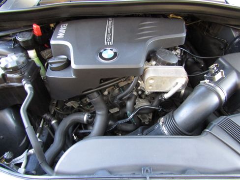 Used 2015 BMW X1 sDrive28i image 18