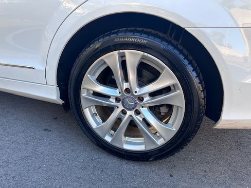 Used 2013 Mercedes-Benz C 300 image 9