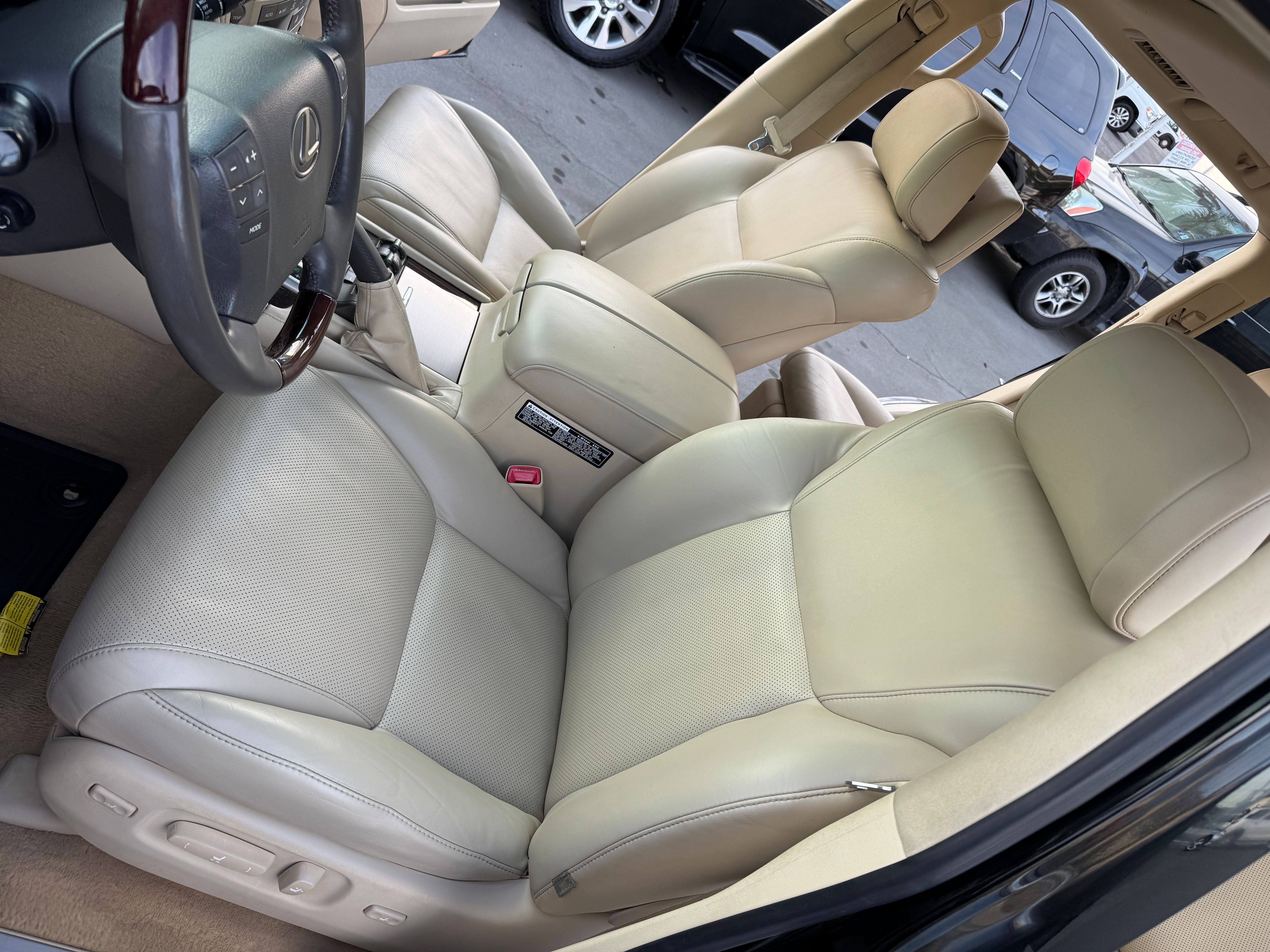 Used 2013 Lexus LX 570 4WD image 20