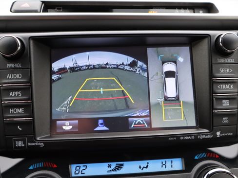 Used 2017 Toyota RAV4 Limited image 27