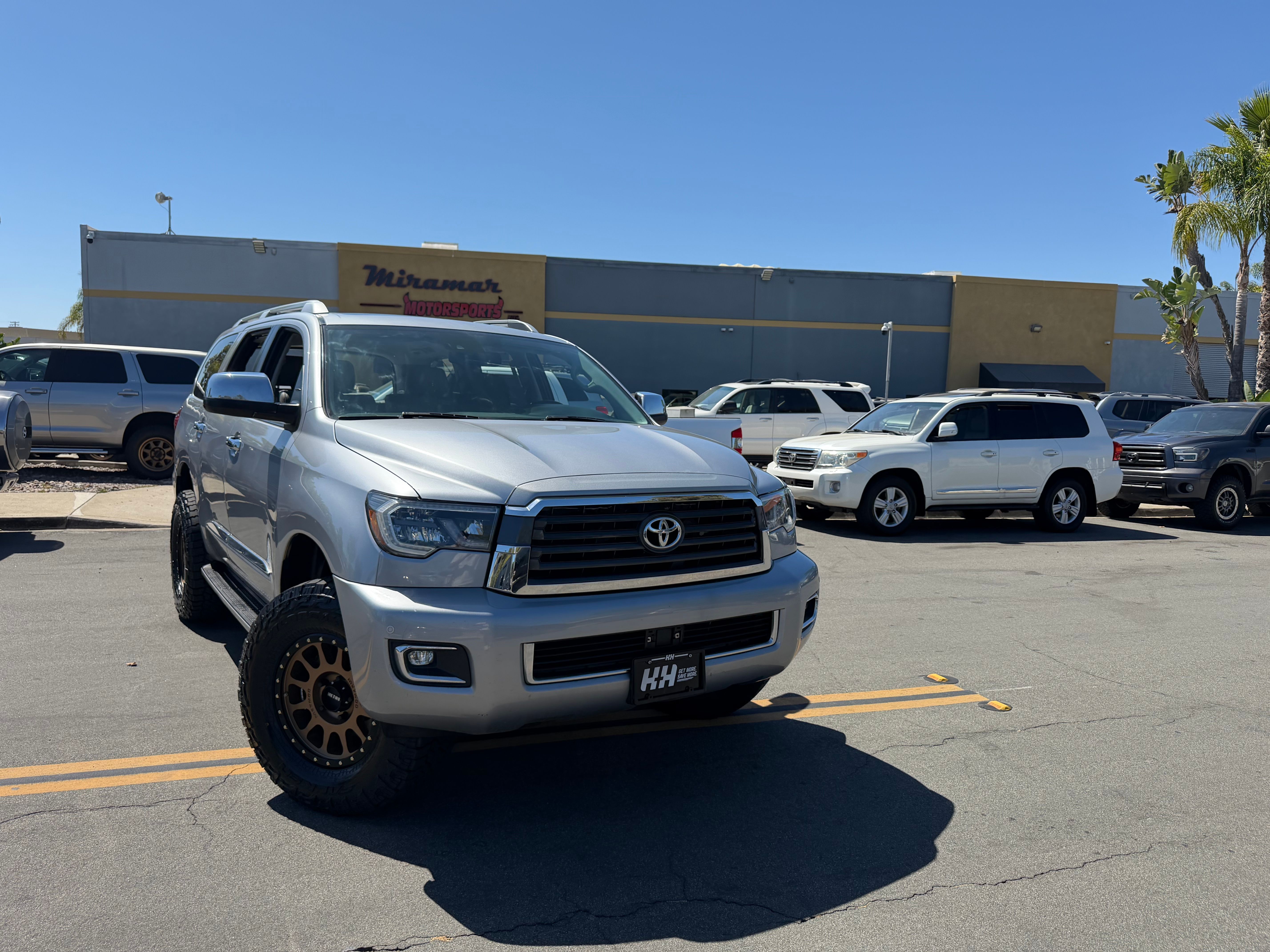 Used 2018 Toyota Sequoia Limited AWD/4WD image 1