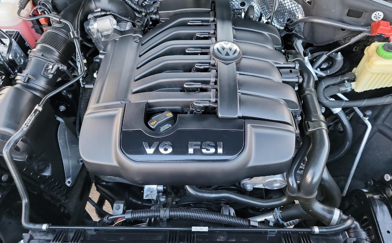 Used 2014 Volkswagen Touareg VR6 AWD/4WD image 16