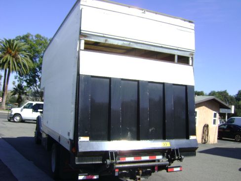 Used 2017 Ford F550 image 6