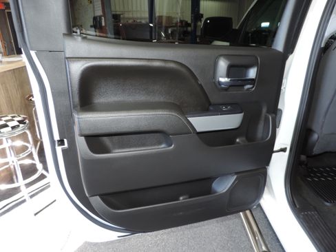 Used 2016 Chevrolet Silverado 1500 LT Z71 image 33