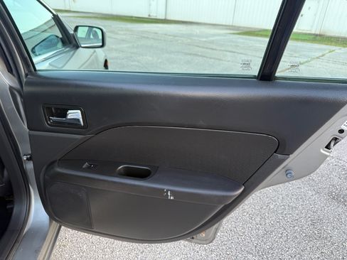 Used 2009 Mercury Milan Premier image 29