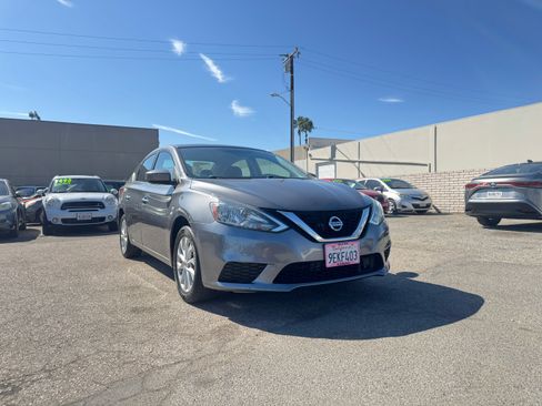 Used 2019 Nissan Sentra SV FWD image 11