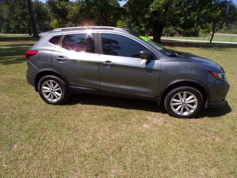 Used 2019 Nissan Rogue Sport FWD image 5