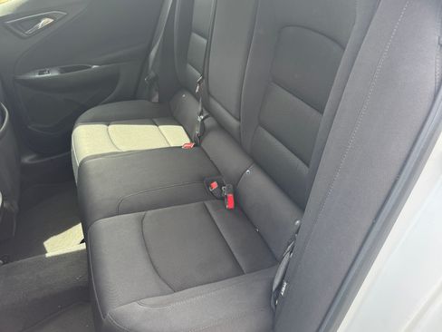 Used 2023 Chevrolet Malibu LT w/ 1LT FWD image 15