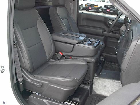 Used 2024 Chevrolet Silverado 1500 W/T AWD/4WD image 12