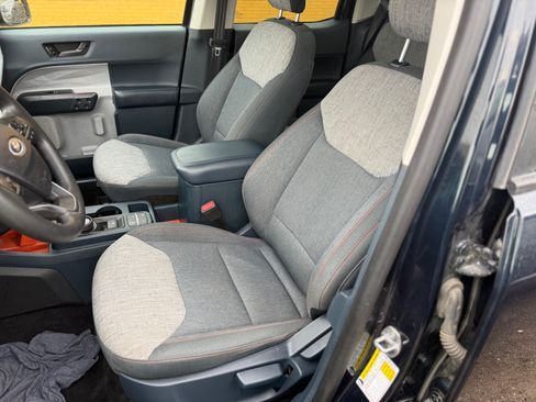 Used 2022 Ford Maverick XLT image 7