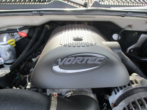 Used 2005 Chevrolet Silverado 1500 2WD Regular Cab image 40