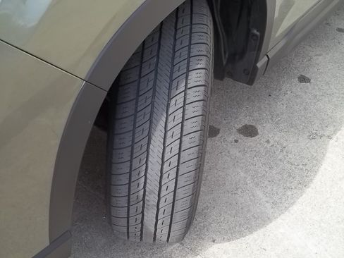 Used 2020 Subaru Forester Premium image 12